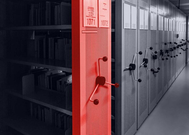 The secure way to store secrets on iOS devices