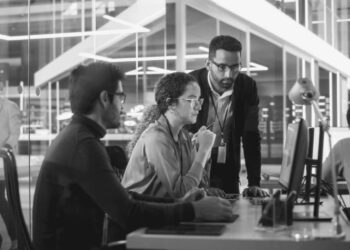 Threat Hunting & AI In SOC