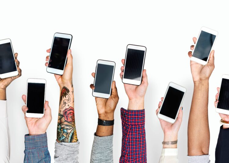 India’s Secret Phone App Order Sparks Transparency Concerns